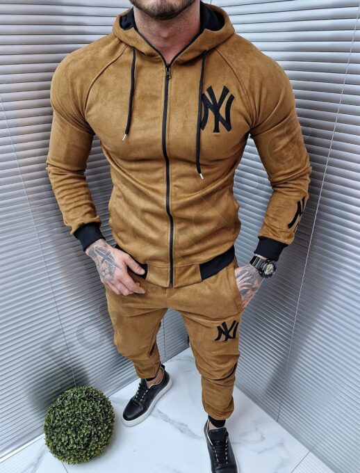 Мъжки спортен комплект от плюш NY с качулка-камел-код 232292-1