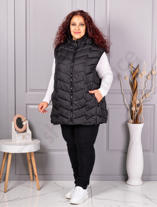 Олекотена дамска супермакси грейка с качулка /9XL-13XL/-черно-код 812