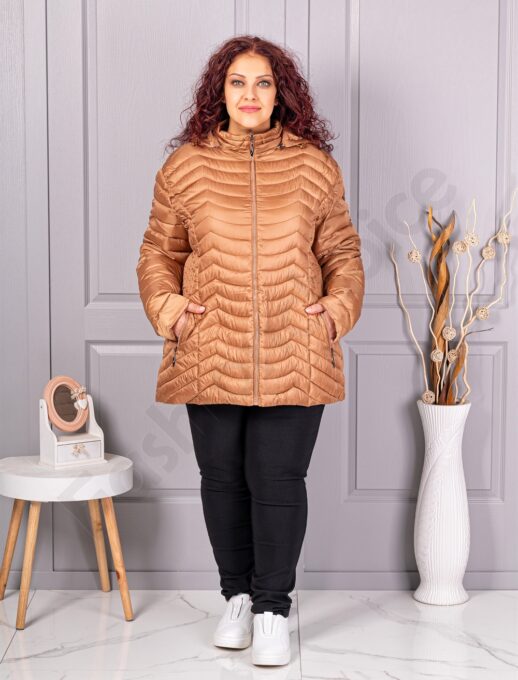 Дамско олекотено супер макси яке с качулка /9XL-13XL/-камел-код 2328-2
