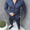 Елегантна мъжка риза в тъмносиньо на фигури-код 23093-7