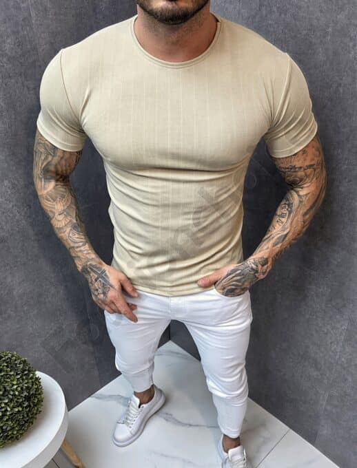 Mъжка изчистена тениска casual style от релефна материя-капучино-код 252435-1