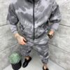 Плътен мъжки Oversize комплект с качулка и дискретна щампа-сиво-код 012-1