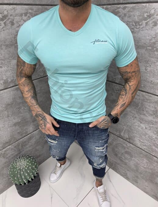 Mъжка Slim fit тениска с остро деколте и дискретна щампа-мента-код 262012-3Mъжка Slim fit тениска с остро деколте и дискретна щампа-мента-код 262012-3