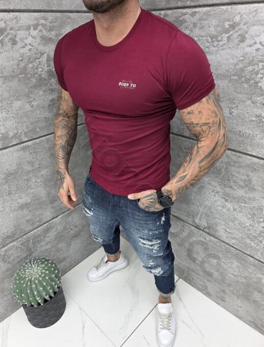 Mъжка Slim fit тениска с обло деколте и дискретна щампа-бордо-код 261009-7