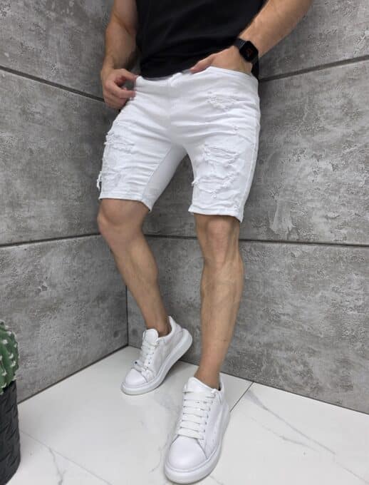 Мъжки къси дънки Slim Fit с накъсване и кръпки в бял цвят-код 7627