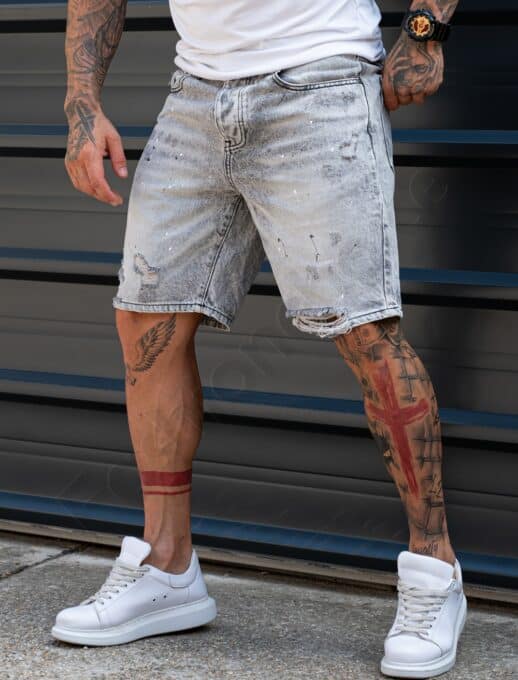 Мъжки къси сиви дънки BOYFRIEND FIT с накъсване и пръски-код 8492
