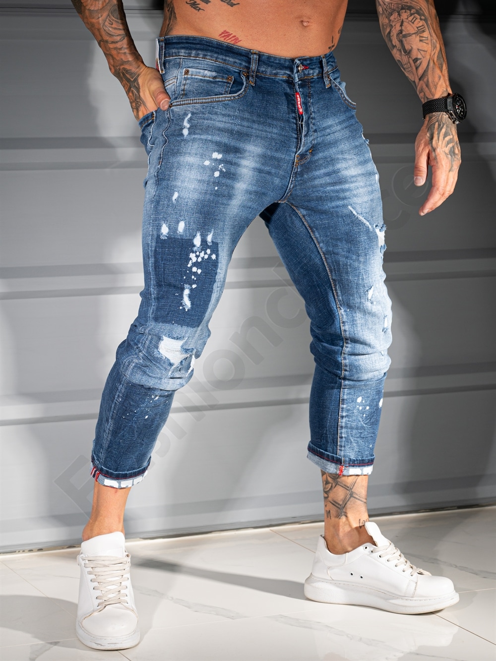 Мъжки сини Skinny дънки с леко накъсан и надран ефект-код 811