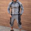 Mъжки плюшен спортен комплект с качулка и контрастна платка-сиво-код 2117-2